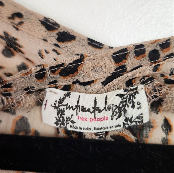 Free People Intimately Sheer Sleepin In Shirt Leopard Print Top Oversized Small - Picture 7 of 9